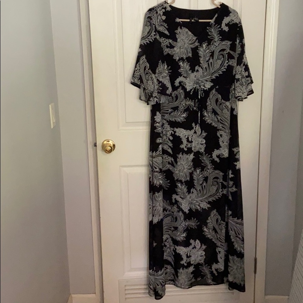 Super cute summer dress!